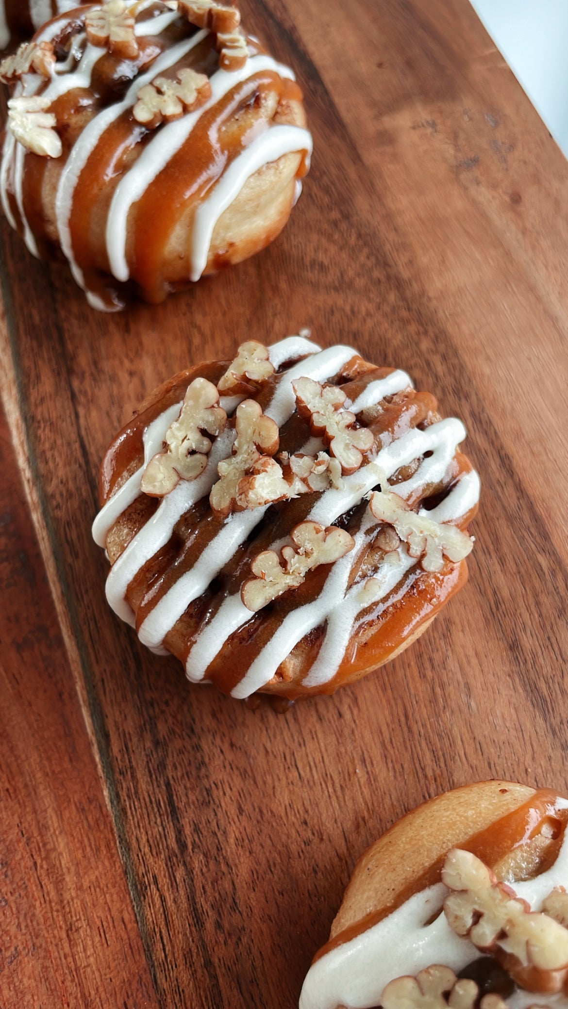 Mini Cinnamon Bun 12 Piece